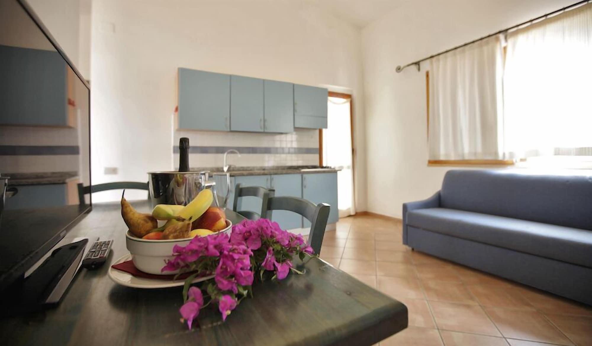 بالاو Club Esse Residence Capo D'Orso المظهر الخارجي الصورة