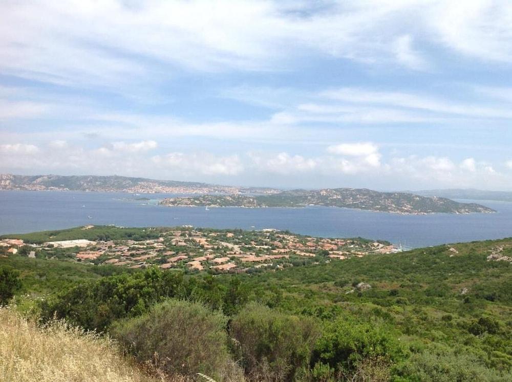 بالاو Club Esse Residence Capo D'Orso المظهر الخارجي الصورة
