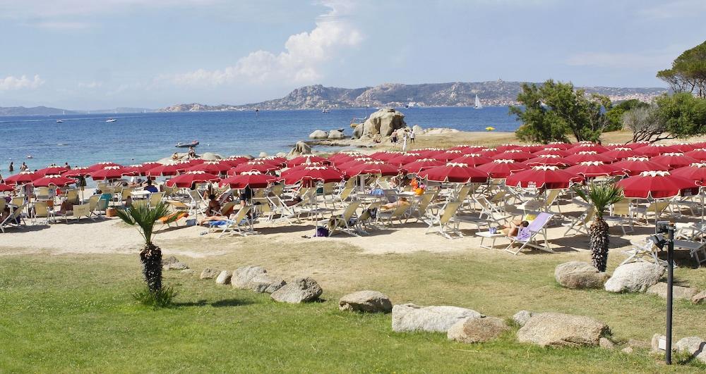 بالاو Club Esse Residence Capo D'Orso المظهر الخارجي الصورة