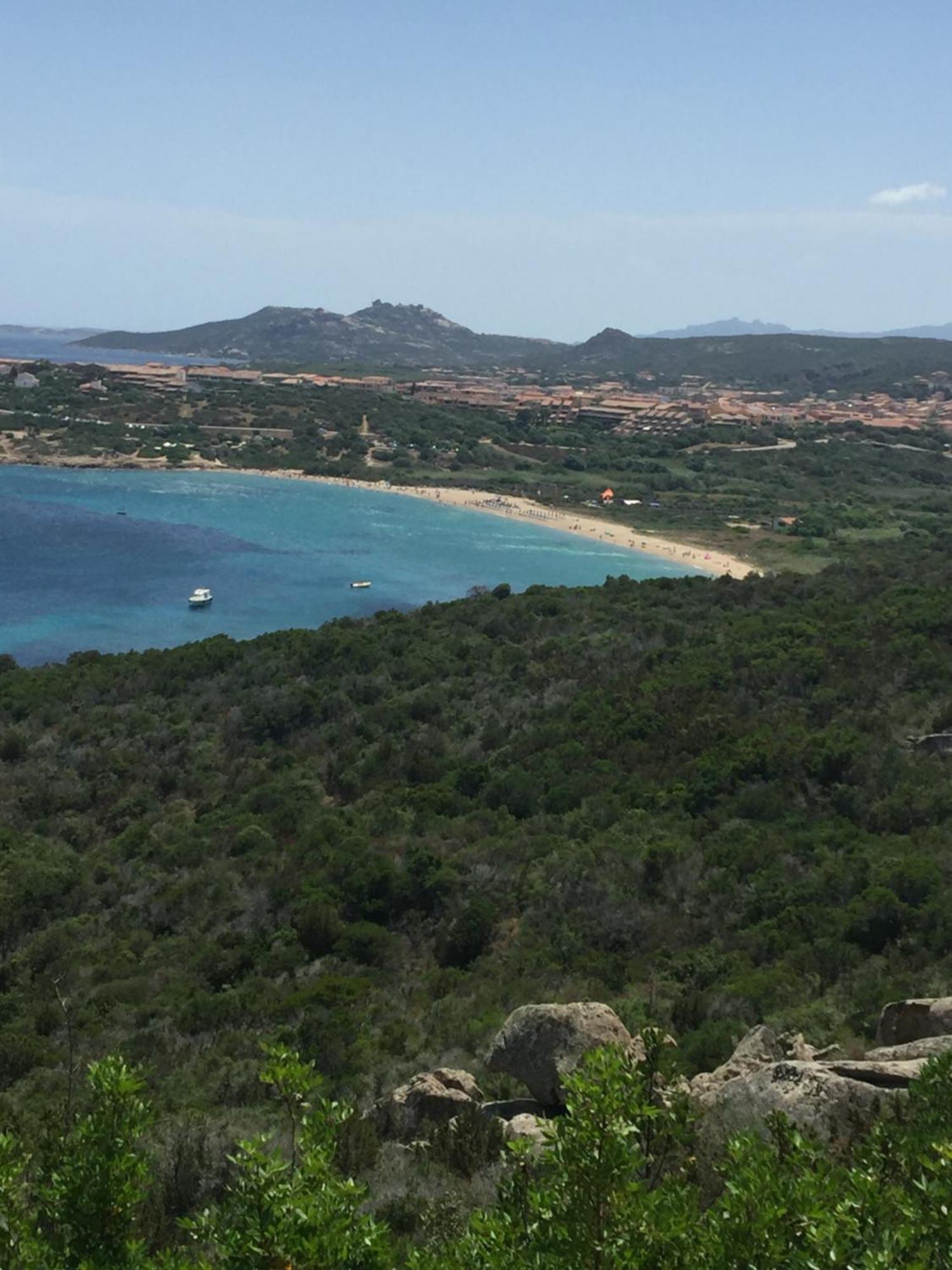 بالاو Club Esse Residence Capo D'Orso المظهر الخارجي الصورة