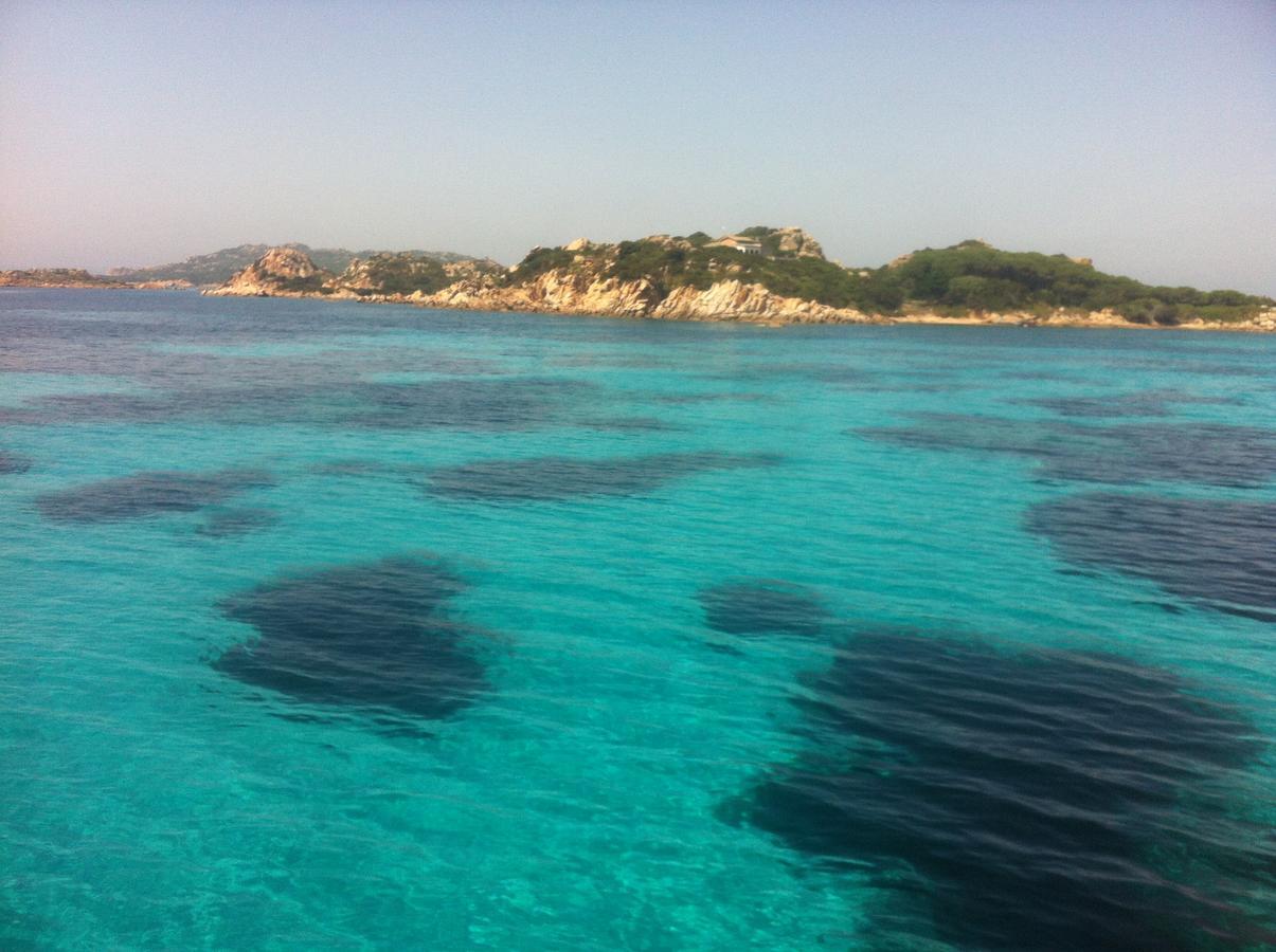 بالاو Club Esse Residence Capo D'Orso المظهر الخارجي الصورة