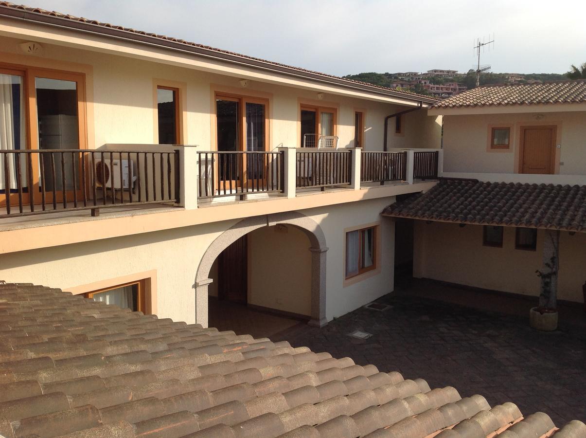 بالاو Club Esse Residence Capo D'Orso المظهر الخارجي الصورة