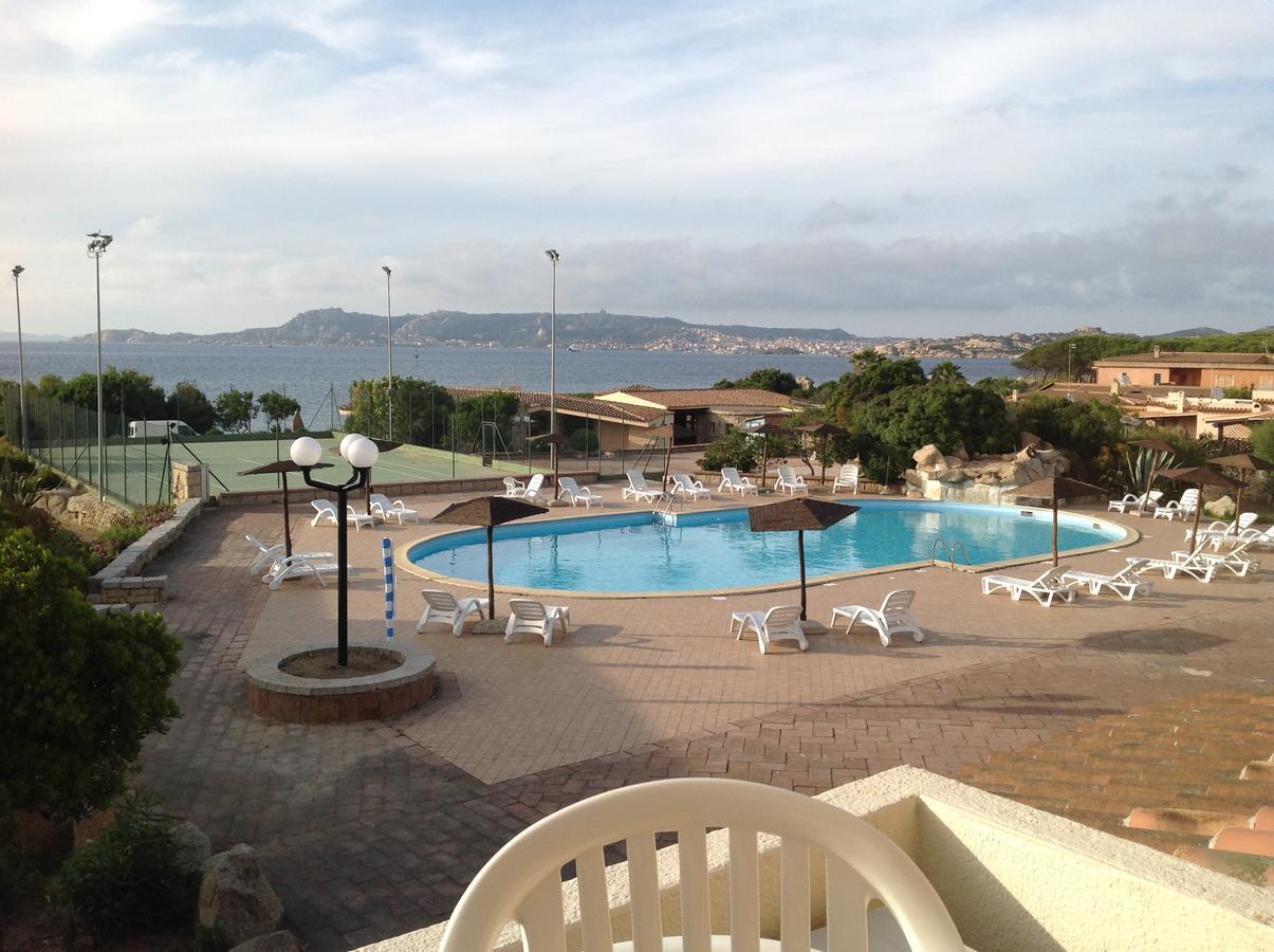 بالاو Club Esse Residence Capo D'Orso المظهر الخارجي الصورة